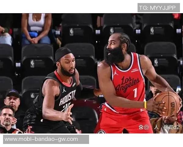 今日快船迎战尼克斯哈登缺阵一场后有望复出状态回暖